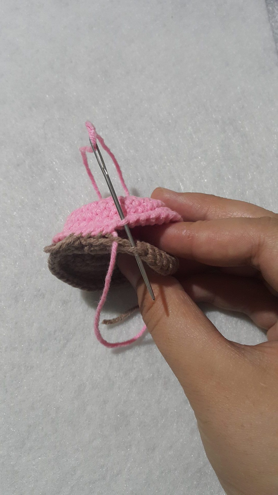 amigurumi-unicorn-donut-anahtarlik-yapimi-3